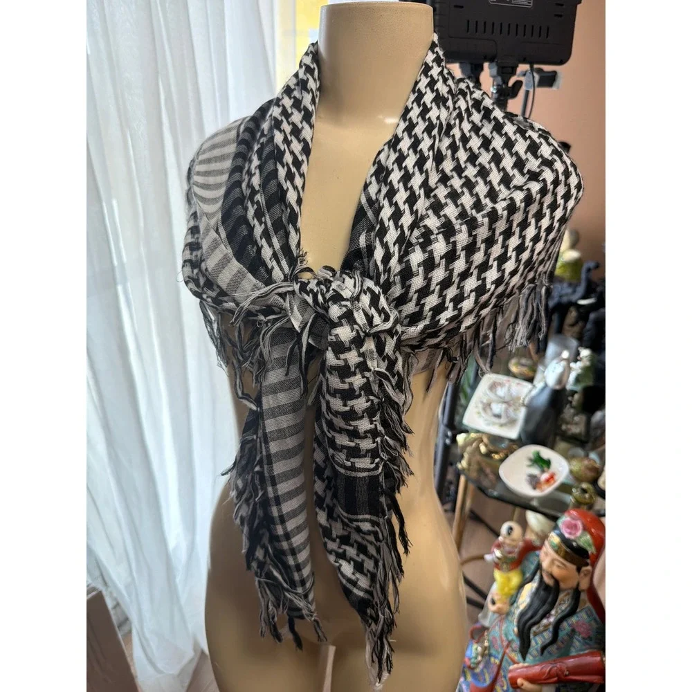 Unisex Black and White Houndstooth Keffiyeh Scarf Fringe Tassel Square Wrap